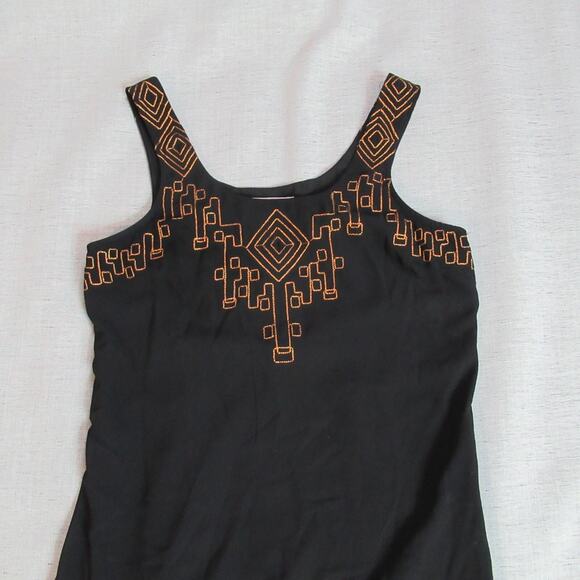 Sugarlips Dress Womens XS Black Embroidered Aztec Tribal Sleeveless Shift Preppy - Picture 3 of 14